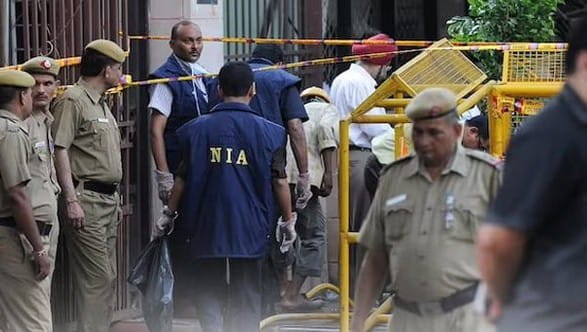 तमिलनाडु के बाद जम्मू-कश्मीर में कई जगहों पर NIA की छापेमारी, आतंकवादी ढ़ांचे को खत्म करने में जुटी एजेंसी; टेरर फंडिंग से जुड़ा है मामला