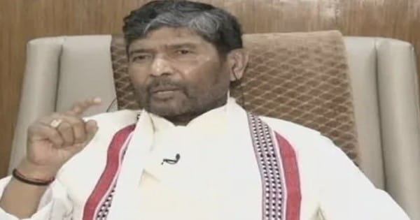 केंद्रीय मंत्री पशुपति पारस ने मोदी सरकार से दिया इस्तीफा, बोले- मेरे साथ नाइंसाफी हुई; मैं तय करूंगा कहां जाना है, प्रेस कॉन्फ्रेंस में की घोषणा