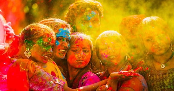 Holi 2024 : होली का रंग छुड़ाते समय न करें ये गलती, अपनाएं ये आसान घरेलू टिप्स; चुटकी में होगा साफ
