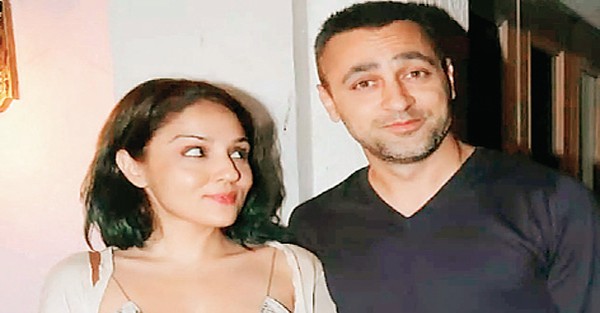 इमरान खान, लेखा वाशिंगटन ने करण जौहर का अपार्टमेंट रेंट पर लिया, हर माह 9 लाख देंगे किराय