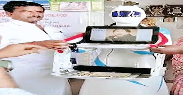 तमिलनाडु में रोबोट कर रहा चुनाव प्रचार