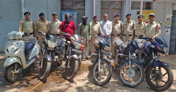 Bhopal Crime news : शौक पूरा करने के लिए चुराते थे बाइक, एक नाबालिग समेत 4 गिरफ्तार, भोपाल और विदिशा से चोरी गए 10 लाख के 16 वाहन जब्त