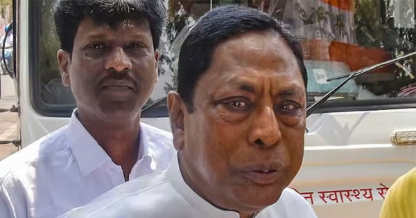 झारखंड के मंत्री आलमगीर आलम को ED ने किया अरेस्ट, नौकर के घर मिला था करोड़ों का कैश