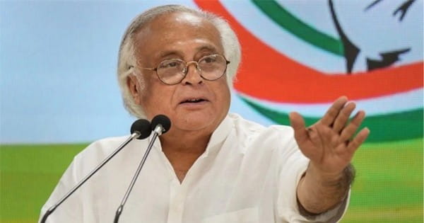जयराम रमेश का दावा - अमित शाह ने 150 DM से की बात, EC ने कहा- अधिकारियों की डिटेल शेयर करें
