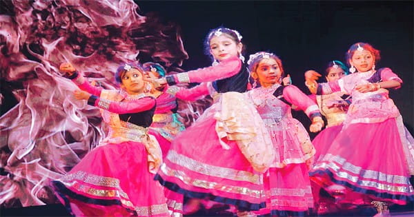 मिक्सअप सॉन्ग पर बच्चों ने हिप-हॉप, स्पेशल एक्ट में पेश की ‘रामायण’
