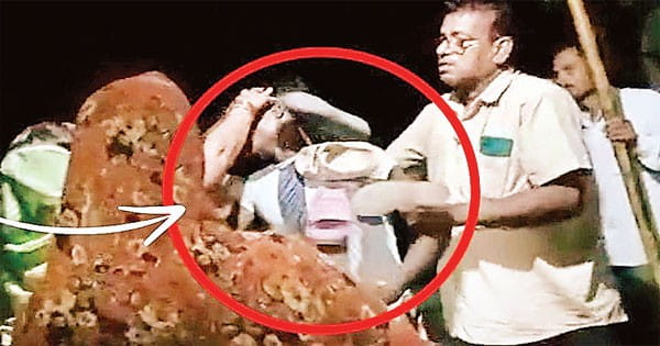 शराब पीने के शक में सरपंच ने की युवक की पिटाई, महिलाओं ने पहनाई जूतों की माला
