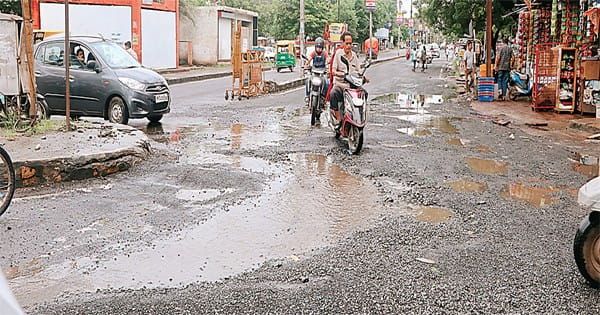 सड़कों के गड्ढे सुधारने ‘लोकपथ’ ऐप में PWD को 30 दिन में मिलीं 1,600 शिकायतें