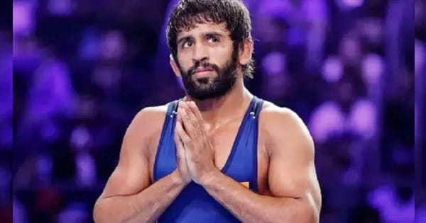 बजरंग पूनिया कंट्रोवर्सी : ‘तिरंगे वाले पोस्टर पर जूता रखा’... इससे पहले भी कई मामलों में रहे हैं हाइलाइट
