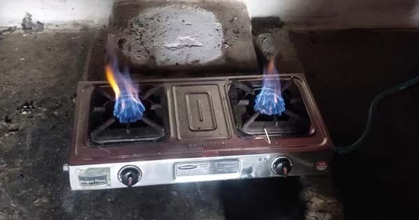 दमोह के किसान का कमाल : YouTube से सीखी गोबर गैस बनाने की कला, घर पर ही बनाया प्लांट