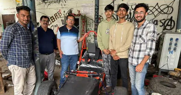 Supra Formula Car Race 2024 : करोड़ों के फॉर्मूला-1 की जगह महज 6.5 लाख में तैयार हुई कार, इंदौर की टीम सुप्रा रेसिंग कॉम्पिटिशन में लेगी हिस्सा