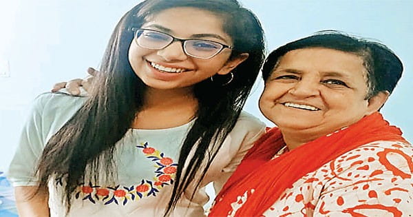 युवा बुजुर्गों संग बिता रहे समय ताकि वे न महसूस करें अकेला