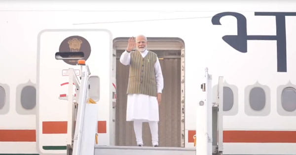 BRICS Summit 2024 : सम्मेलन में शामिल होने के लिए PM मोदी रूस रवाना, चीनी राष्ट्रपति जिनपिंग से कर सकते हैं मुलाकात