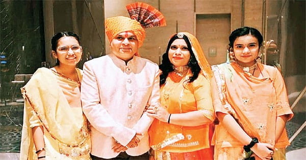 गुजराती में मोहनथाल मिठाई, उड़िया परिवार में छेना पुड़ा बनाने की परंपरा