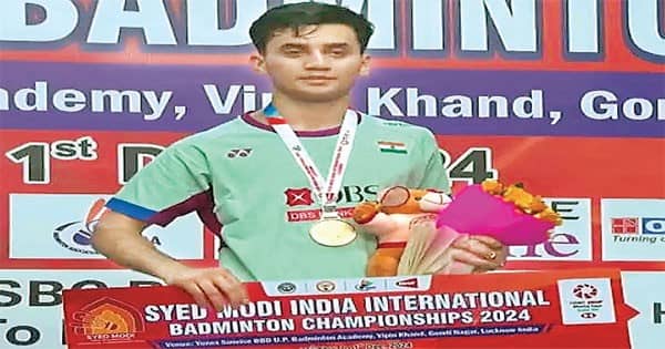 लक्ष्य सेन, पीवी सिंधु और त्रिशा जौली-गायत्री गोपीचंद की जोड़ी बनी चैंपियन