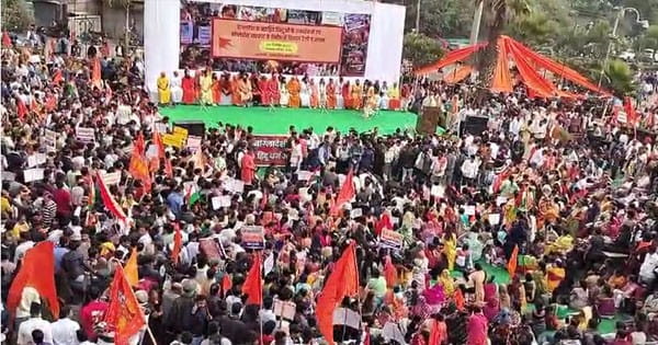 इंदौर में निकाली आक्रोश रैली : बांग्लादेश में हिंदुओं पर अत्याचार के विरोध में सड़कों पर उतरे लोग, लालबाग में जुटी लाखों की भीड़