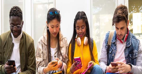 आखिर Gen Z इस साल क्यों रहा नेटिजेंस में चर्चा का विषय? कैसे जानें कि आप किस कैटेगरी में आते हैं…