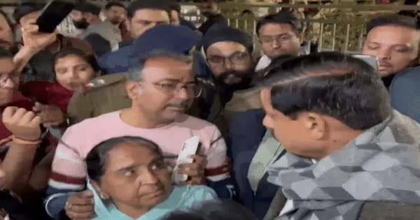 इंदौर में भाजपा पार्षद के घर में घुसकर मारपीट, MIC मेंबर पर लगाया हमले का आरोप, परिवार वालों ने की सीएम से कार्रवाई की मांग