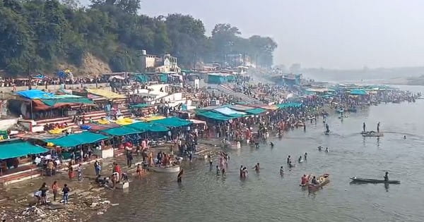 Makar Sankranti 2025 : मकर संक्रांति पर नर्मदा और क्षिप्रा के घाटों पर आस्था और उल्लास का संगम, श्रद्धालुओं ने लगाई डुबकी