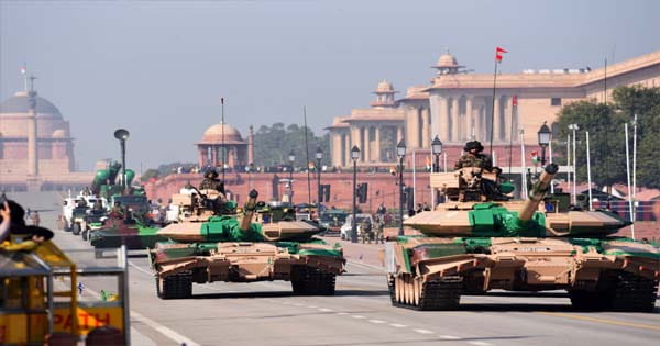 Republic Day 2025 : 7 महीनों तक चलती है गणतंत्र दिवस के परेड की प्रैक्टिस, जानें 26 जनवरी से जुड़े कुछ रोचक तथ्य