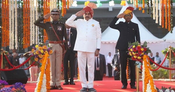 76वां गणतंत्र दिवस : भोपाल में राज्यपाल मंगू भाई पटेल ने फहाराया तिरंगा, इंदौर में सीएम डॉ. मोहन यादव ने किया झंडावंदन