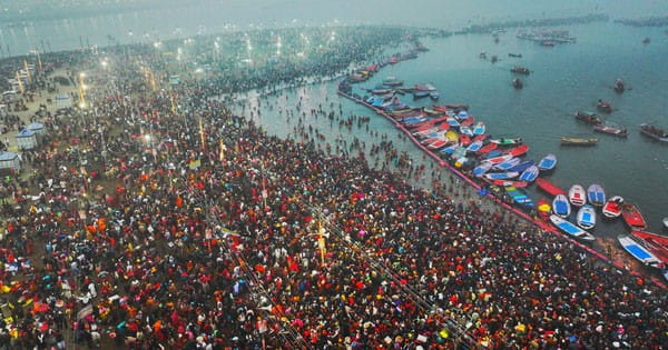 Mahakumbh 2025 : महाकुंभ में आस्था की ऐतिहासिक डुबकी, 50 करोड़ से अधिक श्रद्धालुओं ने किया स्नान, सबसे बड़ा जनसमूह का रिकॉर्ड