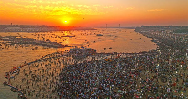 Mahakumbh 2025 का समापन : एकता और आस्था का महायज्ञ संपन्न, PM मोदी बोले- महाकुंभ युग परिवर्तन की आहट