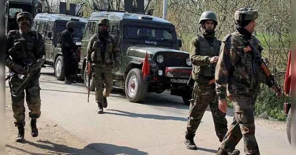 जम्मू-कश्मीर के अवंतीपोरा में मुठभेड़, एक आतंकी को मार गिराया