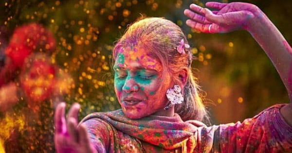 Holi Tips : केमिकल वाले रंगों से हो सकती है त्वचा खराब, इन आसान तरीकों से करें बचाव