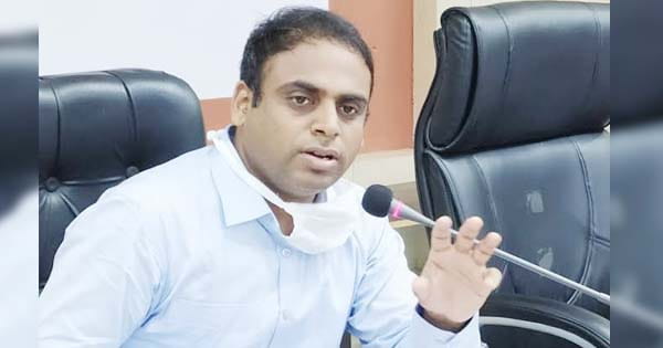 अवैध कॉलोनियों पर प्रशासन की कार्रवाई : 4 कॉलोनाइजरों पर FIR, भूमि के क्रय-विक्रय पर लगाई रोक