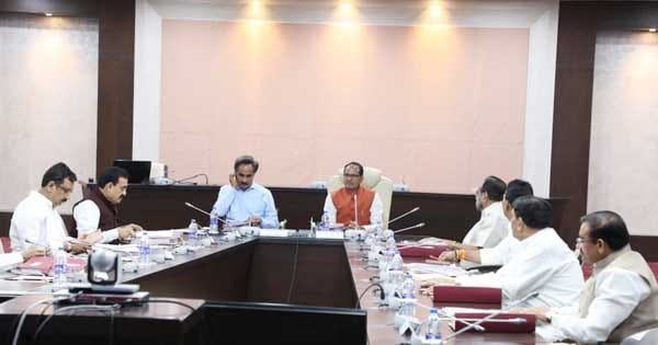 Shivraj Cabinet : प्रदेश में 5 नए औद्योगिक क्षेत्रों की होगी स्थापना, जबलपुर HC में 5 पदों की मंजूरी, उज्जैन में बनेगा देश का सबसे बड़ा मेडिकल डिवाइस पार्क