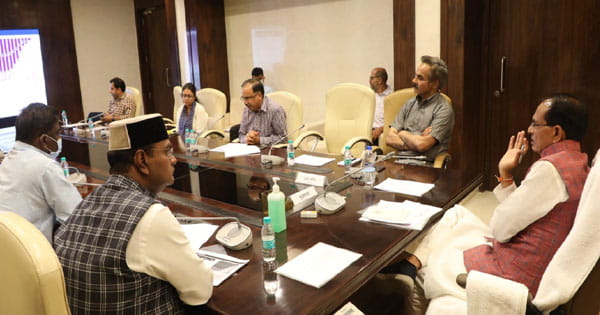 CM शिवराज ने कोरोना की स्थिति की समीक्षा की, बैठक में दिए ये अहम निर्देश