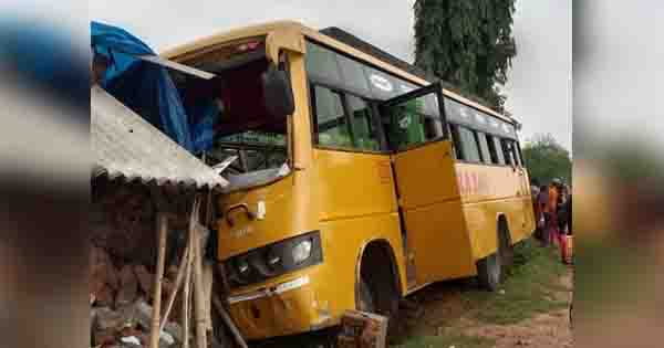 अनूपपुर में बस अनियंत्रित होकर दुकान में जा घुसी, 14 यात्री घायल