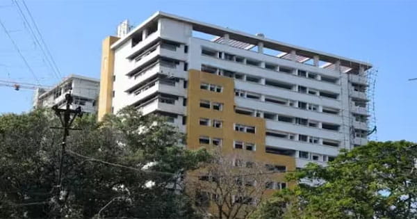 टेंडर में अटके स्टेंट, हमीदिया अस्पताल में 2 माह से मरीजों की एंजियोप्लास्टी बंद