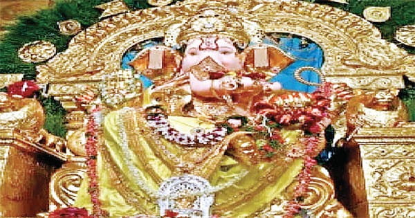 मुंबई में 69 किग्रा सोने और 336 किग्रा चांदी के गणेश, बेंगलुरु में 2.5 करोड़ रुपए के सिक्के और नोटों से सजाया बप्पा का मंदिर