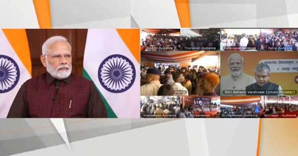 Vande Bharat : 11 राज्यों को मिलेगी 9 वंदे भारत ट्रेनों की सौगात, PM मोदी दिखाएंगे हरी झंडी; धार्मिक और पर्यटन स्थलों को मिलेगी कनेक्टिविटी