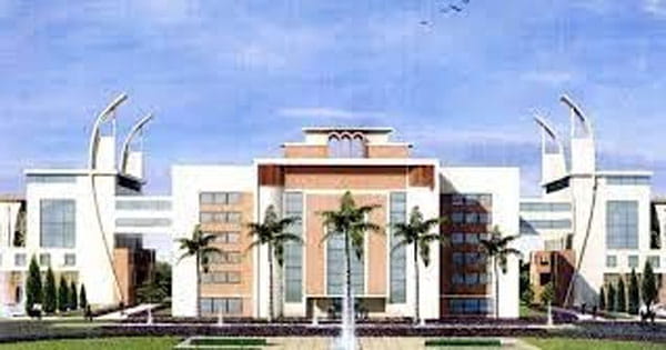 सरकारी ऑफिसों में फिर से हो सकती है 6 दिन की वर्किंग