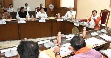 MP Cabinet Decisions : उज्जैन-ग्वालियर व्यापार मेले में ऑटो सेक्टर को 50% छूट, एमपी में बनेगा डाटा सेंटर, सीएम के स्पेन-दुबई दौरे पर भी चर्चा