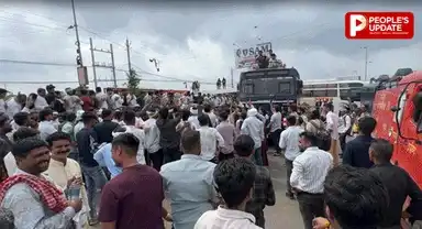 बसों और बैरिकेडिंग पर चढ़े प्रदर्शनकारी, CM हाउस कूच का ऐलान