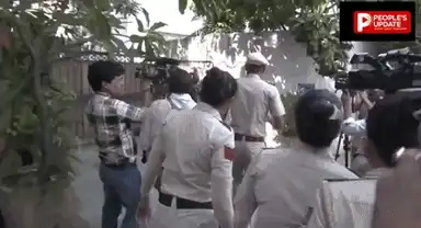 दिल्ली में अभिजीत दीपके के ठिकाने पर पहुंची पुलिस: तिरंगा रैली से पहले थमाया नोटिस, शाम 5 बजे मार्च का ऐलान