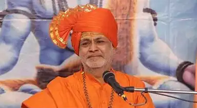 उज्जैन में महामंडलेश्वर बोले- साईं बाबा की मूर्ति कुएं में डाल दो, फोटो को आग लगा दो, हम फकीर की पूजा क्यों करें...