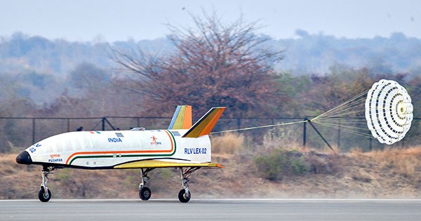 Successful Landing of ISRO Vehicle Pushpak